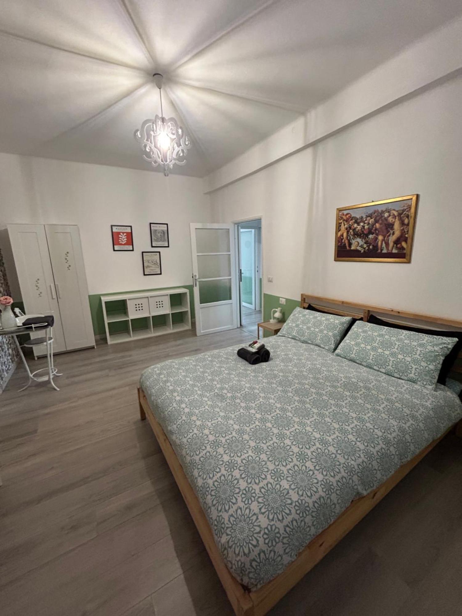Acchiappasogni Holiday House Malgrate Buitenkant foto